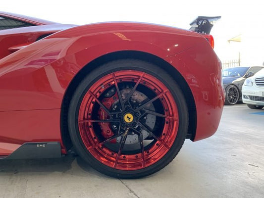 Bas de caisse latéraux en fibre de carbone « Speciale » de DMC pour Ferrari 488 GTB Coupé et Spider - KDMPARTS EUROPE TUNING STORE