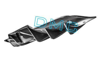 Diffuseur arrière en fibre de carbone de DMC pour Ferrari 488 GTB Coupé et Spider - KDMPARTS EUROPE TUNING STORE