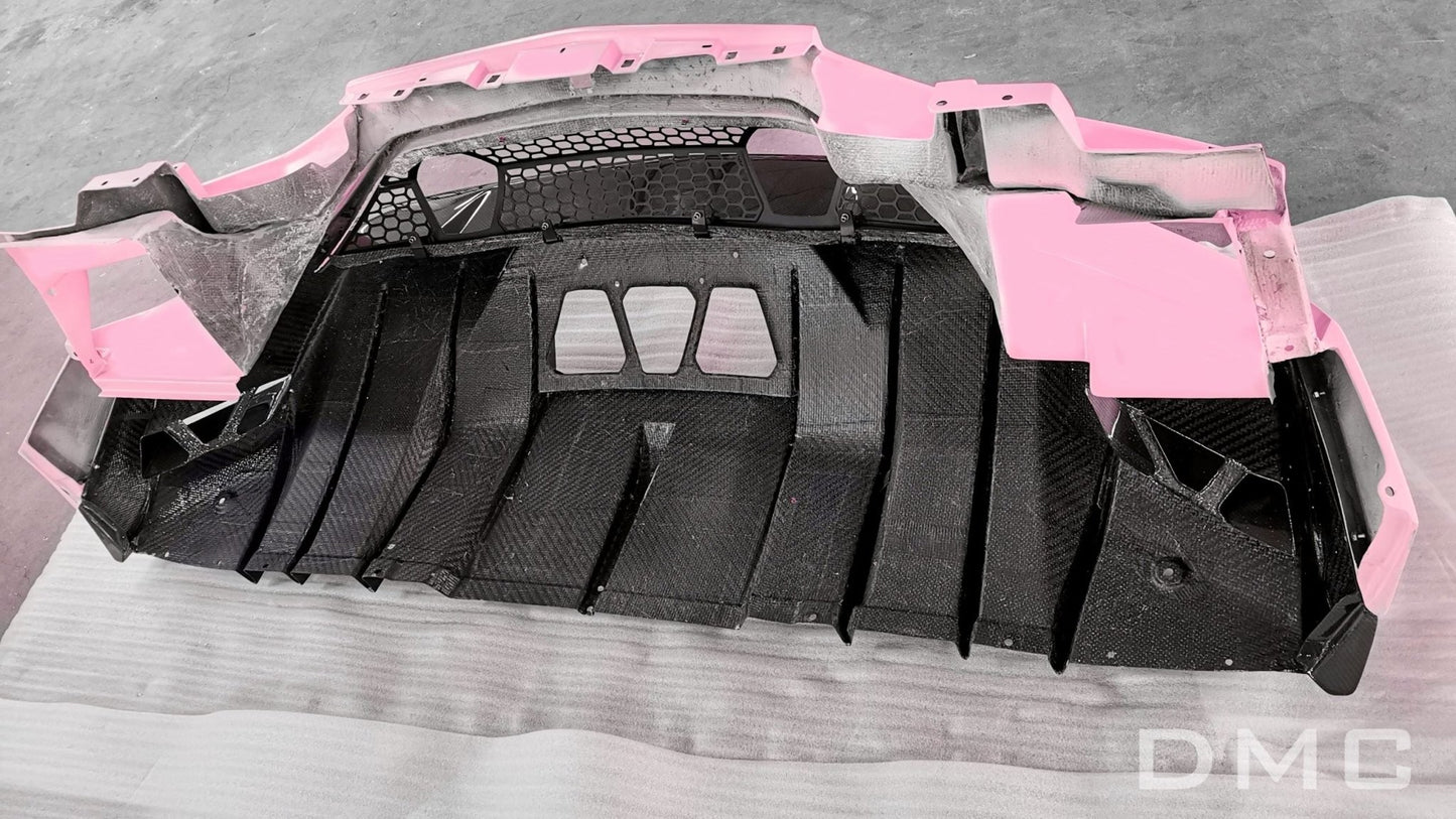 Pare chocs arrière avec diffuseur en fibre de carbone « SVJ » de DMC pour Lamborghini Aventador Coupé et Roadster - KDMPARTS EUROPE TUNING STORE