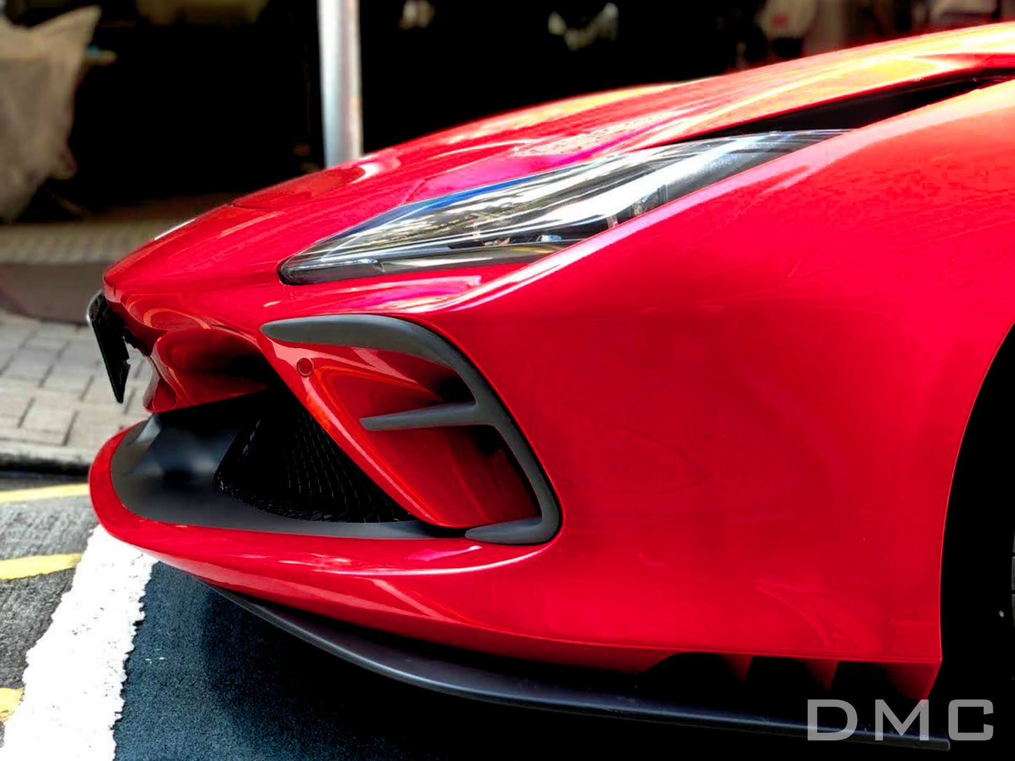 Prises d'air de pare chocs avant en fibre de carbone « Speciale » de DMC pour Ferrari F8 Tributo Coupé et Spider - KDMPARTS EUROPE TUNING STORE