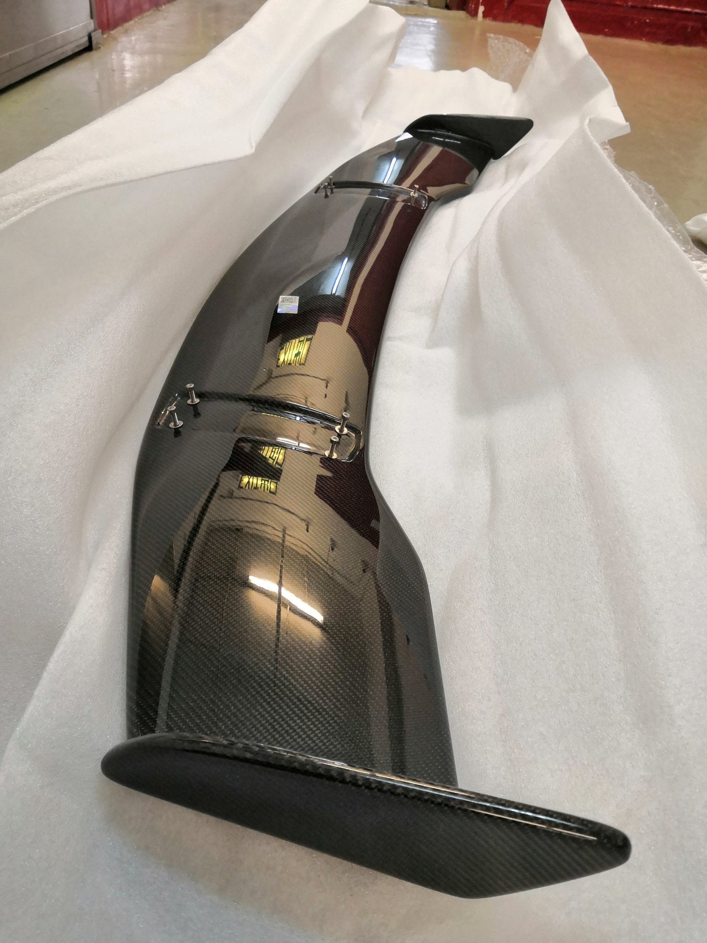 Spoiler arrière en fibre de carbone « Aperture 1.0 » DMC pour Lamborghini Gallardo Coupé et Spyder d'origine - KDMPARTS EUROPE TUNING STORE