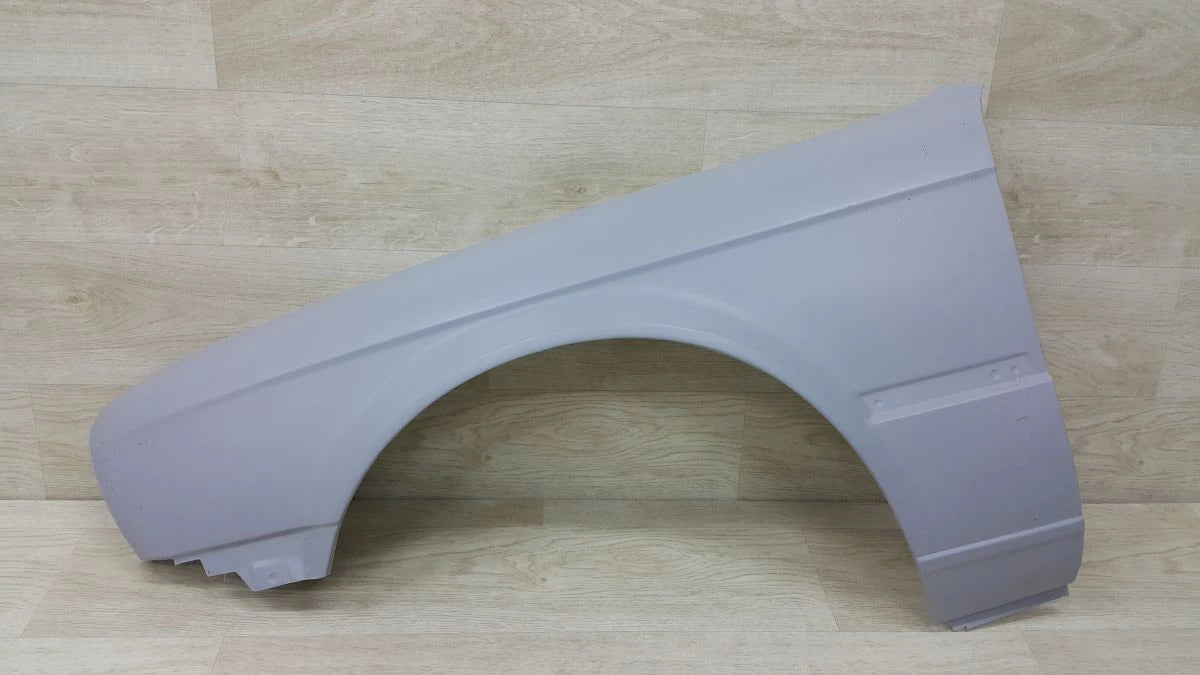 FRONT RIGHT / LEFT WINGS FOR BMW E30