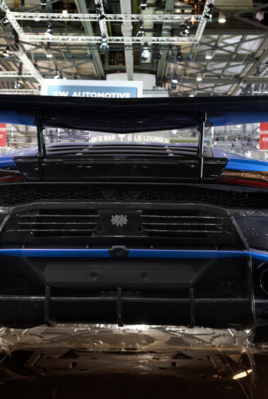 Diffuseur arrière en fibre de carbone « E-GT » de DMC pour Lamborghini Huracan Coupé et Spyder d'origine