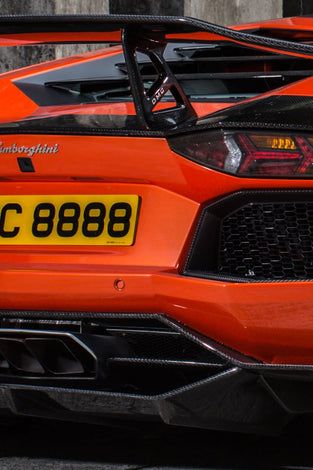 Diffuseur arrière avec tunnel d'aération en fibre de carbone « Molto Veloce » DMC pour Lamborghini Aventador Coupé et Roadster
