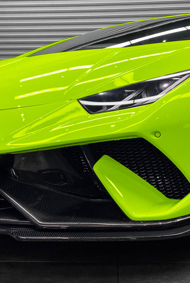 Lame de pare chocs avant en fibre de carbone « Performante » compatible avec le pare chocs DMC (Performante) pour Lamborghini Huracan Coupé et Spyder