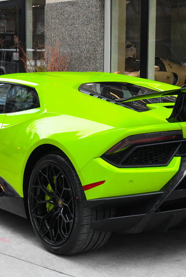 Pare chocs arrière en fibre de carbone « Performante » de DMC pour Lamborghini Huracan Coupé et Spyder d'origine