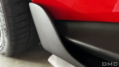 Bas de caisse latéraux en fibre de carbone de DMC pour Aston Martin Vantage d'origine 2012-2017