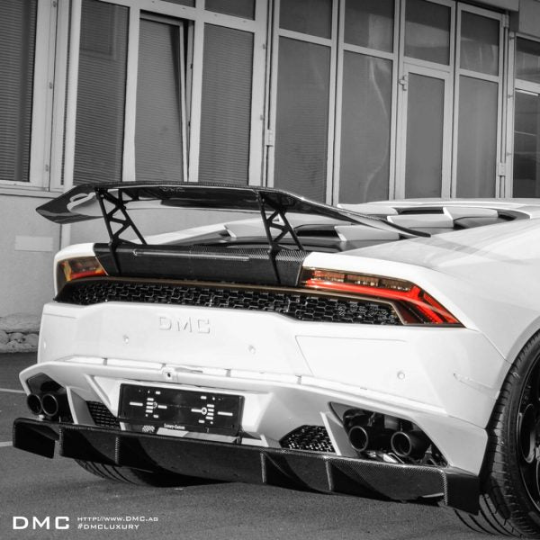 Diffuseur arrière en fibre de carbone « Afari » de DMC pour Lamborghini Huracan Coupé et Spyder d'origine