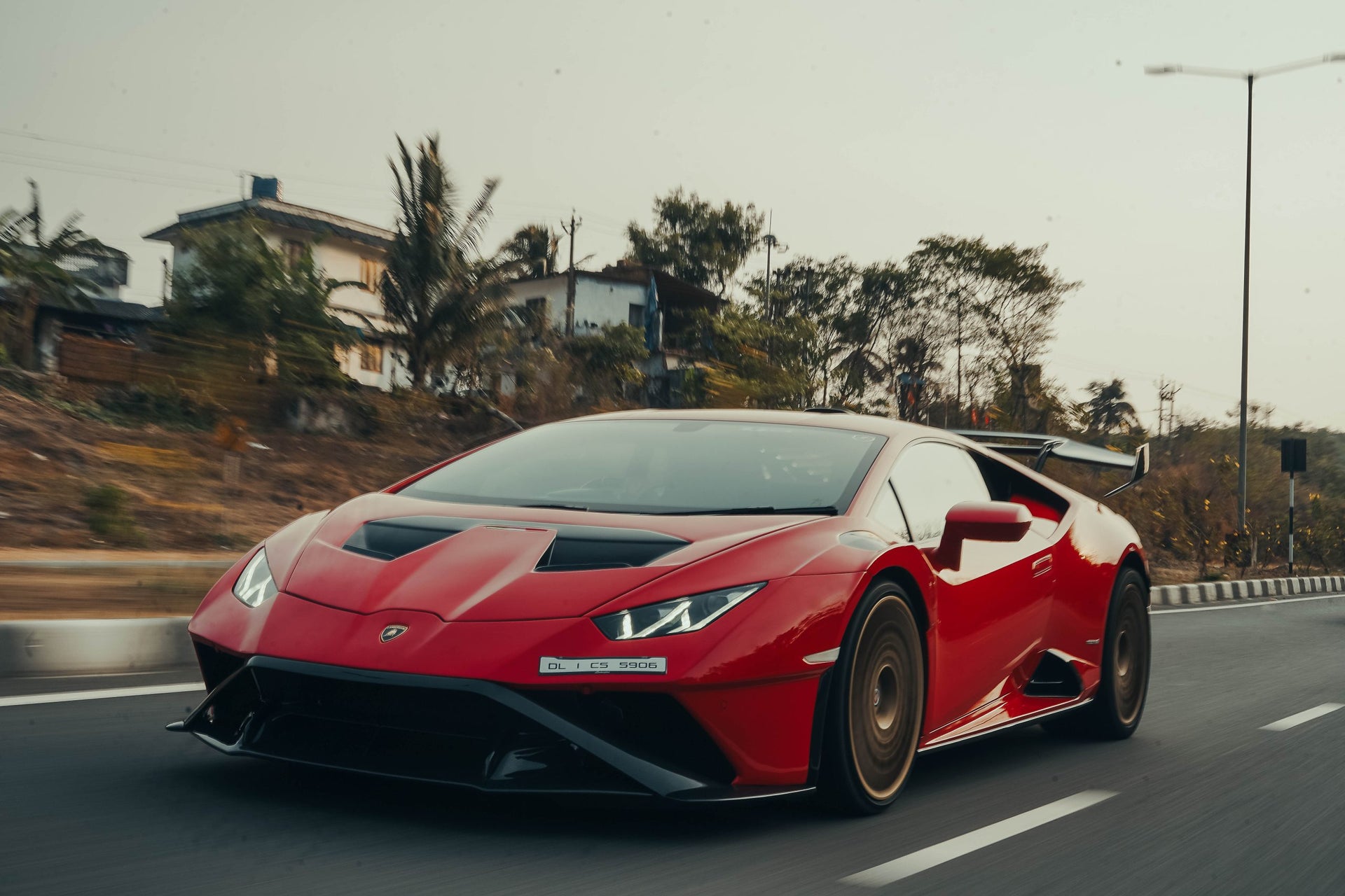 Cofre de fibra de carbono STO de DMC para Lamborghini Huracán Coupé y Spyder original