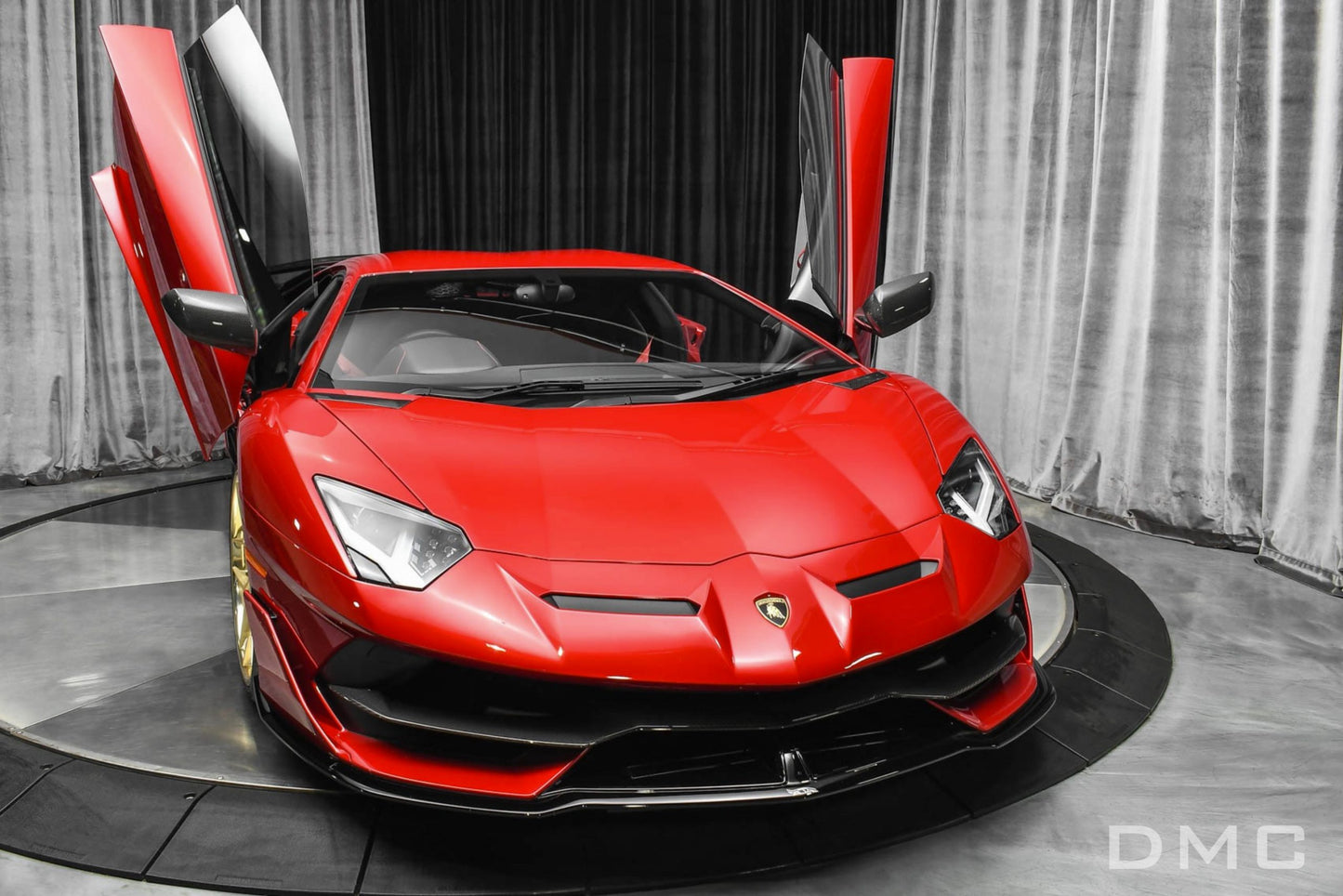 Pare chocs avant en fibre de carbone « SVJ LP770 » de DMC pour Lamborghini Aventador Coupé et Roadster d'origine