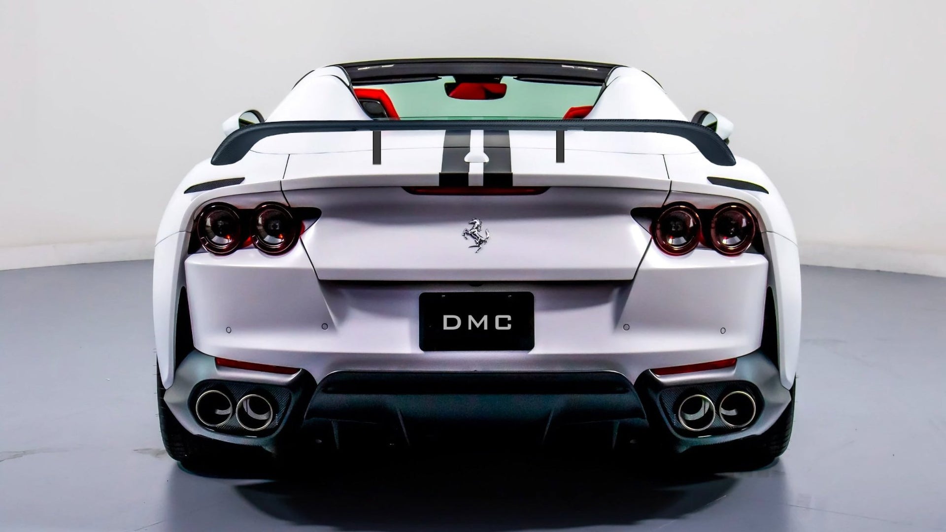 Aileron arrière en fibre de carbone de DMC GT pour Ferrari 812 SF et GTS - KDMPARTS EUROPE TUNING STORE
