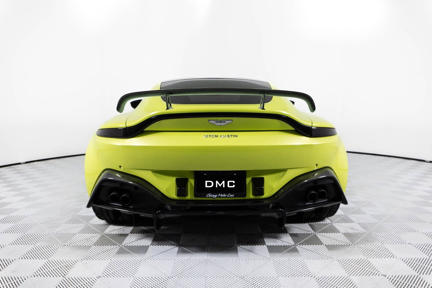 Aileron arrière en fibre de carbone de DMC pour Aston Martin Vantage 2017+ - KDMPARTS EUROPE TUNING STORE