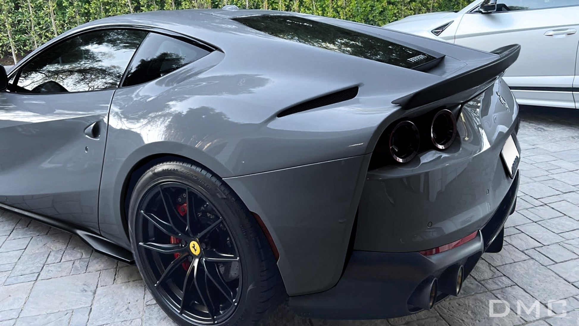 Aileron arrière en fibre de carbone pour Ferrari 812, de DMC pour version SF Competizione restylée - KDMPARTS EUROPE TUNING STORE