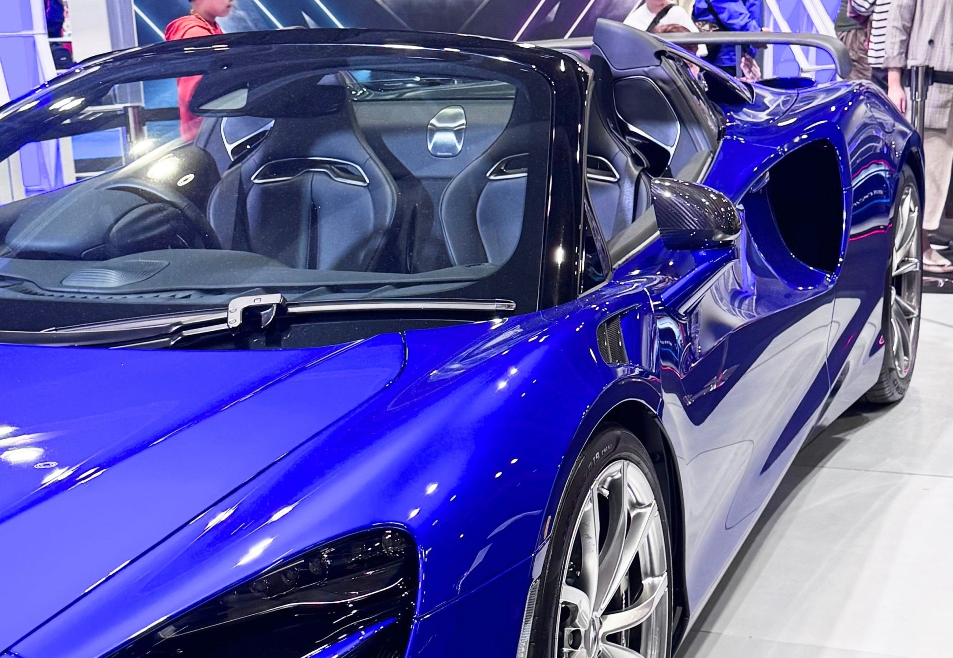 Aileron spoiler arrière en fibre de carbone de DMC pour McLaren Artura Coupé et Spider - KDMPARTS EUROPE TUNING STORE