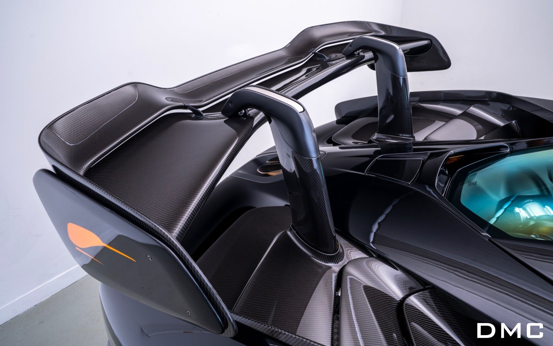 Aileron spoiler arrière style Senna en fibre de carbone de DMC pour McLaren 720S et 765LT Coupé et Spider d'origine - KDMPARTS EUROPE TUNING STORE