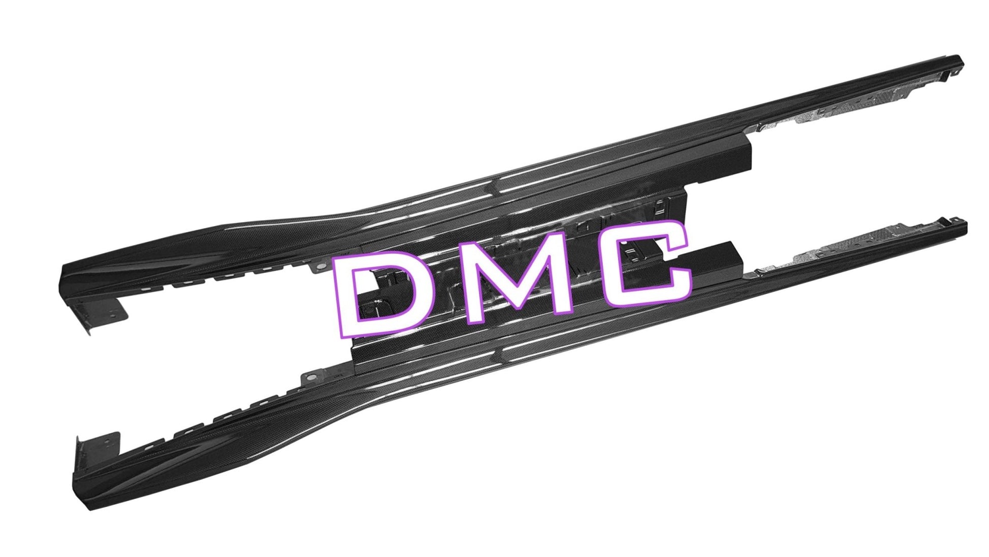 Bas de caisse latéraux en fibre de carbone de DMC pour Ferrari 812 SuperFast, GTS et Competizione - KDMPARTS EUROPE TUNING STORE