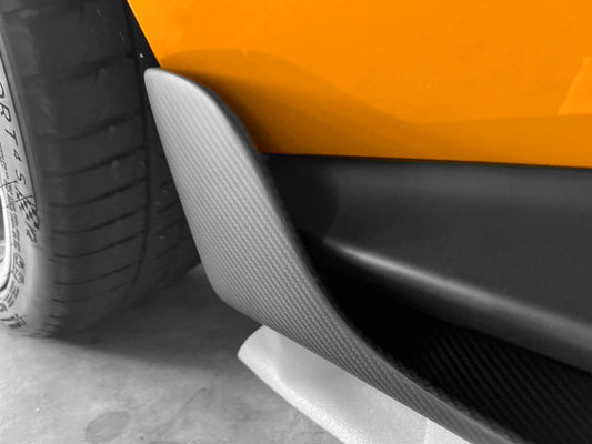 Bas de caisse latéraux en fibre de carbone de DMC pour McLaren 720s Coupé et Spider, compatible avec la 765LT style Velocita - KDMPARTS EUROPE TUNING STORE