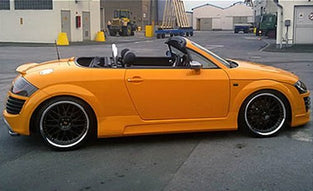 BAS DE CAISSE LATÉRAUX POUR AUDI TT 8N CABRIOLET ( 98 - 05 ) STYLE R8 - KDMPARTS EUROPE TUNING STORE