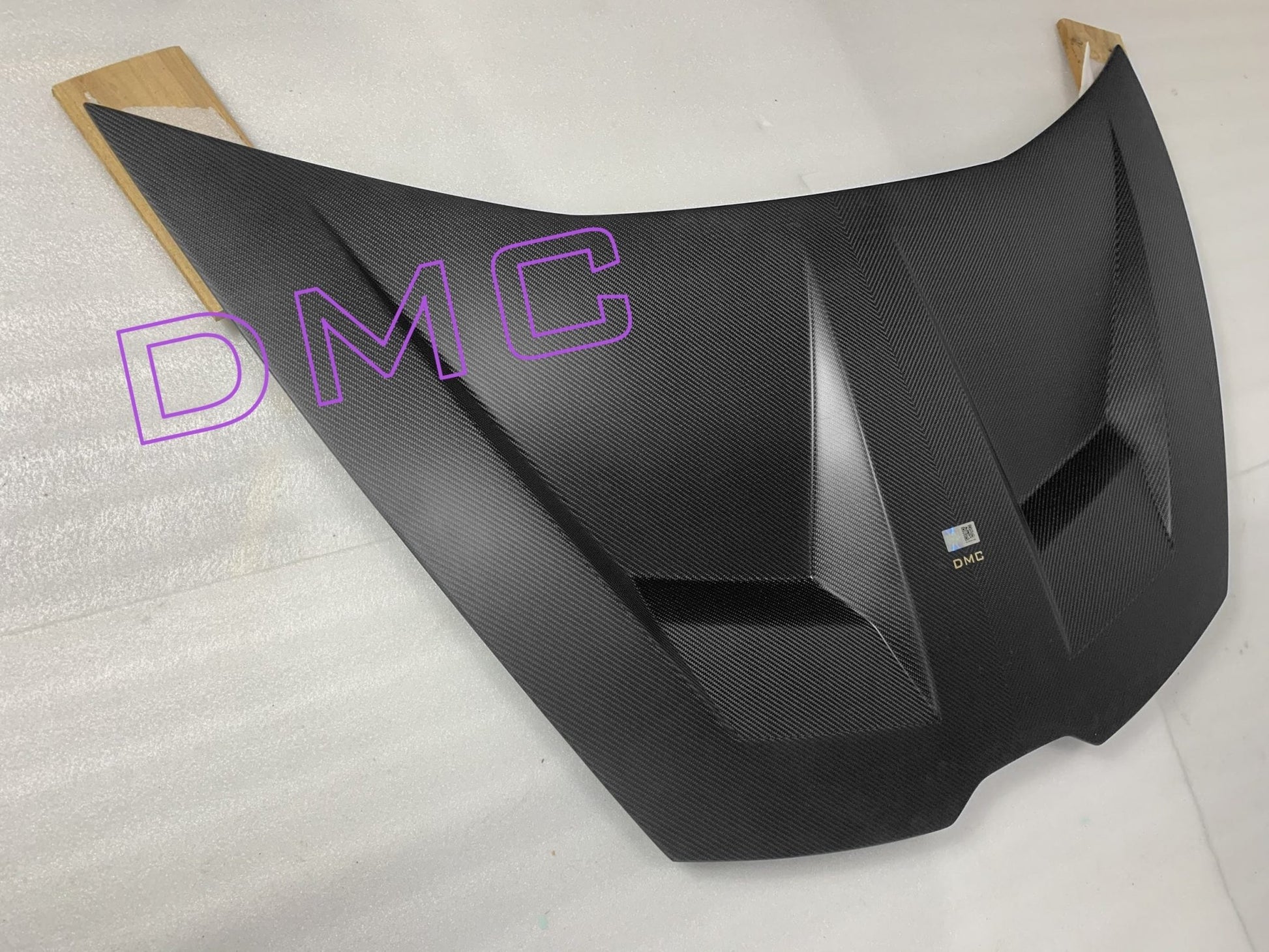 Capot avant en fibre de carbone de DMC pour Lamborghini Huracan Coupé et Spyder d'origine - KDMPARTS EUROPE TUNING STORE