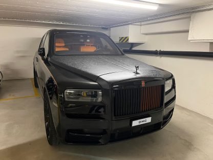 Capot avant en fibre de carbone de DMC pour Rolls Royce Cullinan Black Badge (remplacement du capot d'origine) - KDMPARTS EUROPE TUNING STORE