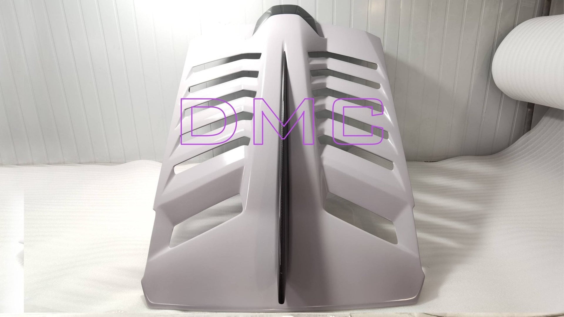 Capot moteur en fibre de carbone « STO » de DMC pour Lamborghini Huracan STO Coupé et Spyder - KDMPARTS EUROPE TUNING STORE