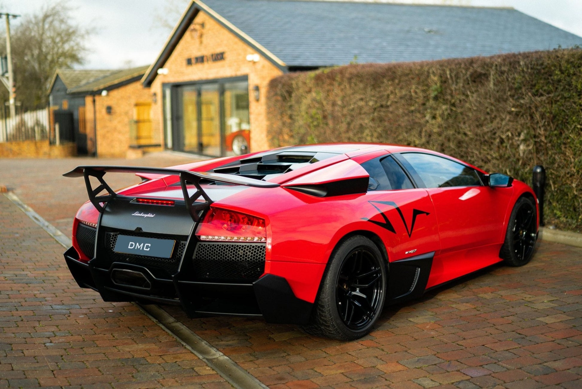 Capot moteur en fibre de carbone « SV / Superveloce » de DMC pour Lamborghini Murcielago Coupé et Roadster - KDMPARTS EUROPE TUNING STORE