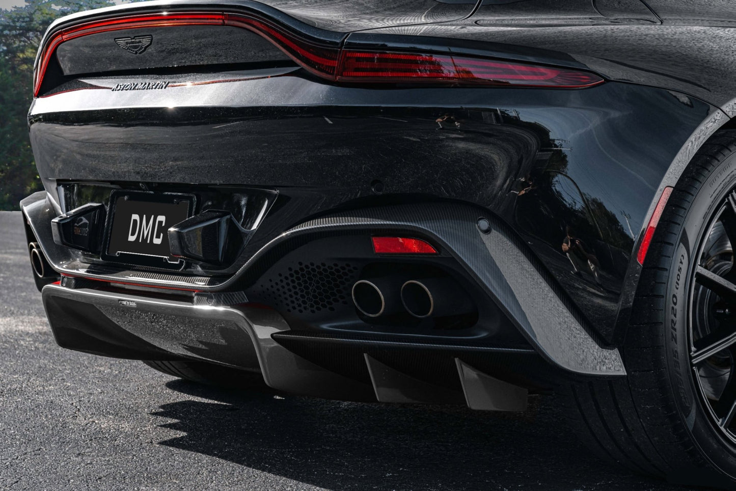 Diffuseur arrière en fibre de carbone de DMC pour Aston Martin Vantage 2017 - 2024 - KDMPARTS EUROPE TUNING STORE