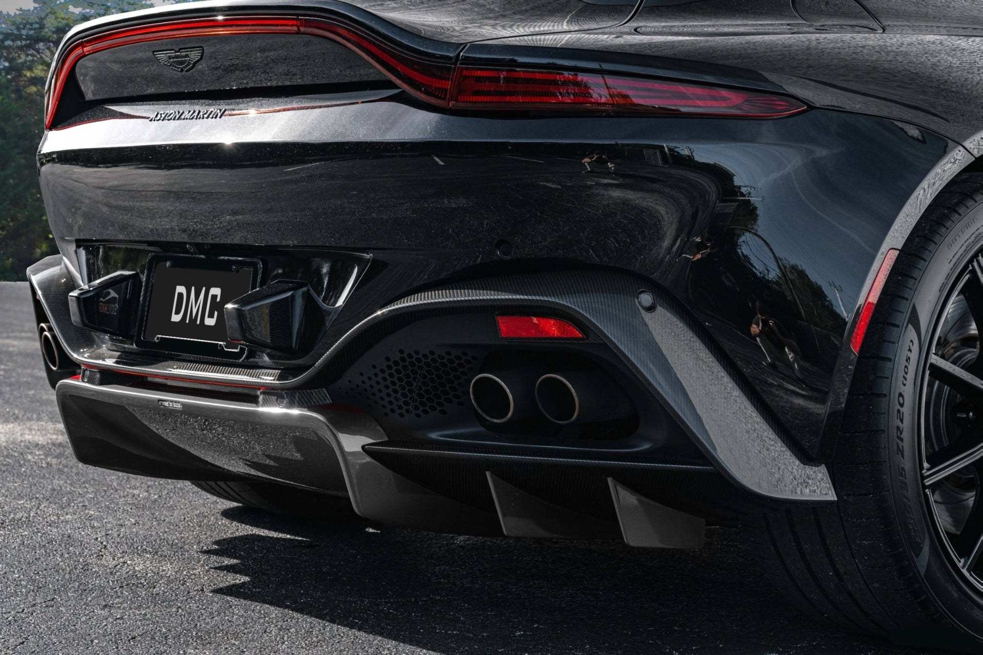 Diffuseur arrière en fibre de carbone de DMC pour Aston Martin Vantage 2017 - 2024 - KDMPARTS EUROPE TUNING STORE