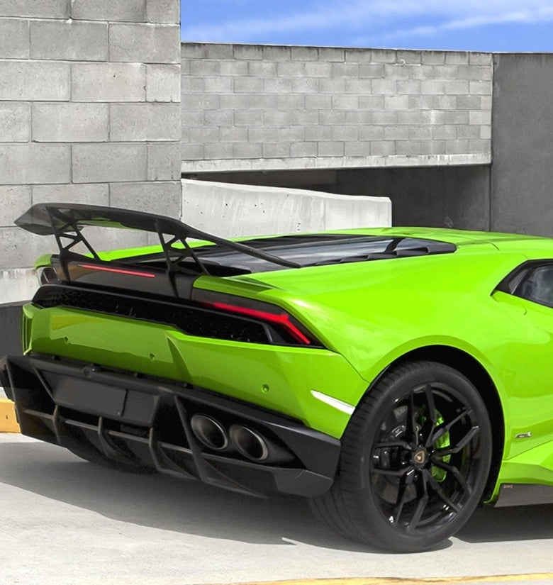 Diffuseur arrière en fibre de carbone « SV » de DMC pour Lamborghini Huracan Coupé et Spyder d'origine - KDMPARTS EUROPE TUNING STORE