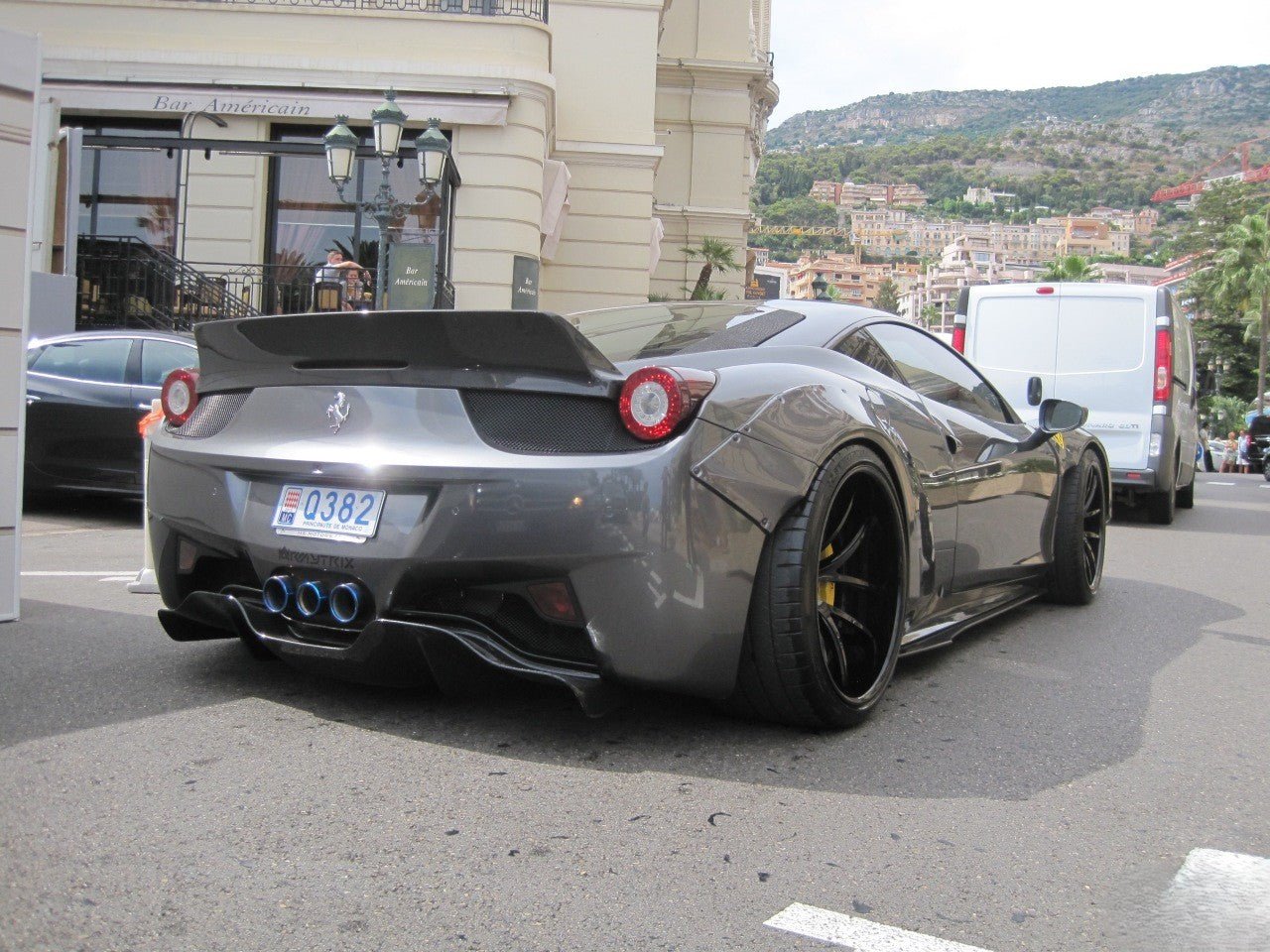 Diffuseur arrière pour Ferrari F458 Coupé Italia et Spider 2010 - 2014 en fibre de Carbone - KDMPARTS EUROPE TUNING STORE