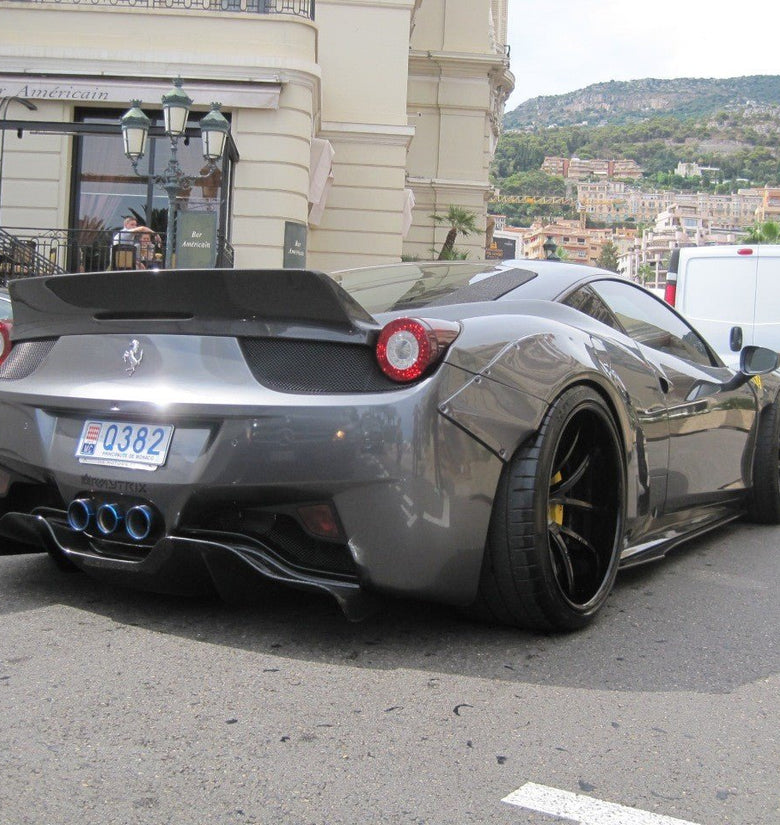 Diffuseur arrière pour Ferrari F458 Coupé Italia et Spider 2010 - 2014 en fibre de Carbone - KDMPARTS EUROPE TUNING STORE