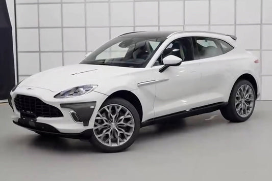 Extensions de pare chocs avant en fibre de carbone pour Aston Martin DBX - KDMPARTS EUROPE TUNING STORE