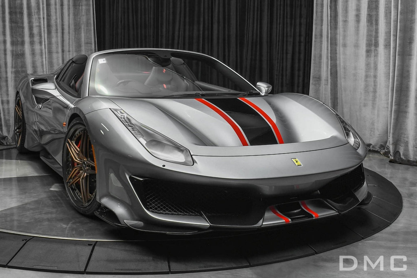 Kit carrosserie en fibre de carbone « Pista » de DMC pour Ferrari 488 GTB Coupé et Spider - KDMPARTS EUROPE TUNING STORE