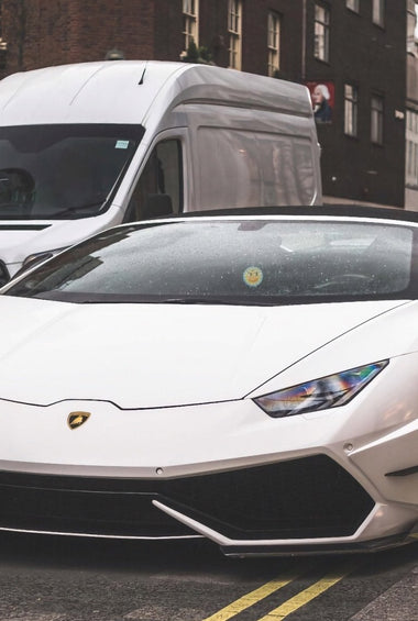 Lame de pare chocs avant en fibre de carbone « Affiri » de DMC pour Lamborghini Huracan Coupé et Spyder d'origine - KDMPARTS EUROPE TUNING STORE