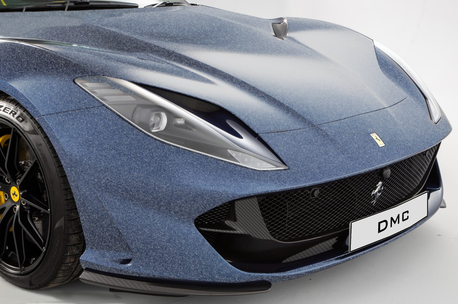 Lame de pare chocs avant en fibre de carbone de DMC pour Ferrari 812 Superfast SF et GTS - KDMPARTS EUROPE TUNING STORE