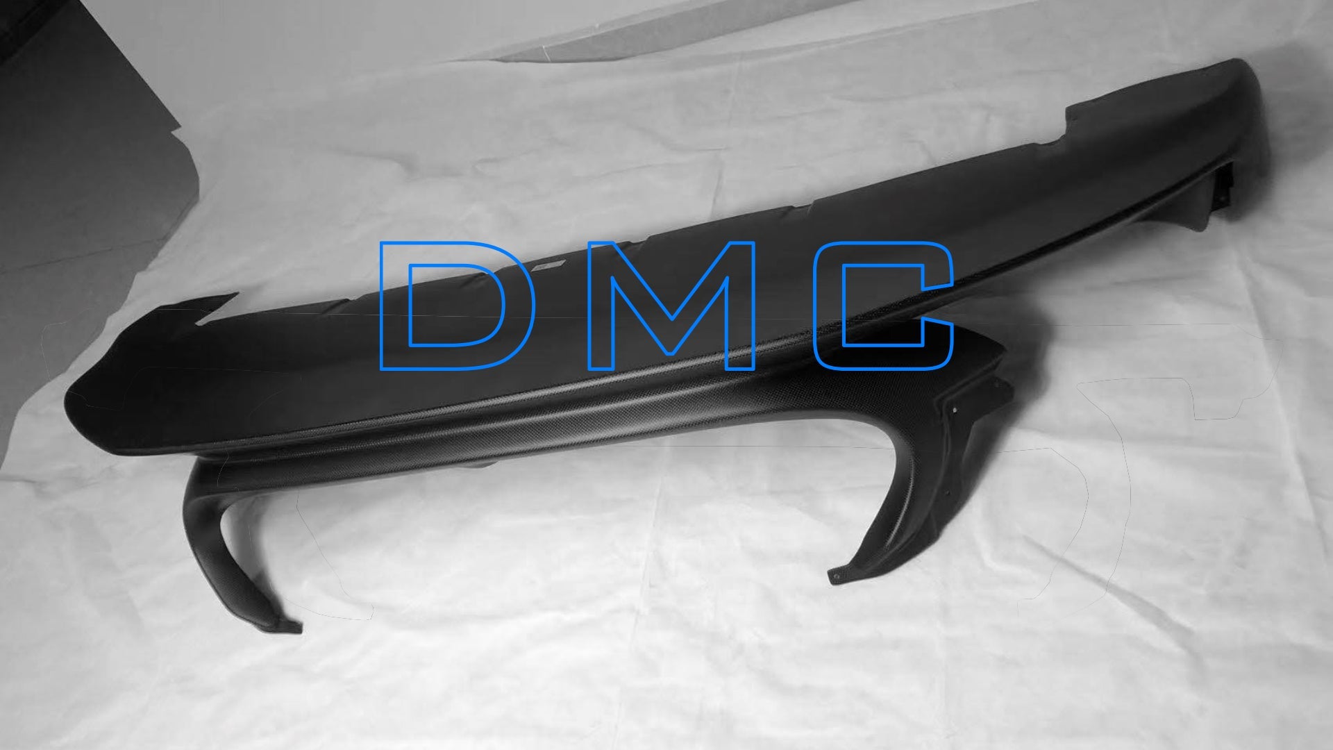 Lame de pare chocs avant en fibre de carbone de DMC pour Maserati MC20 Coupé et Spider Cielo - KDMPARTS EUROPE TUNING STORE