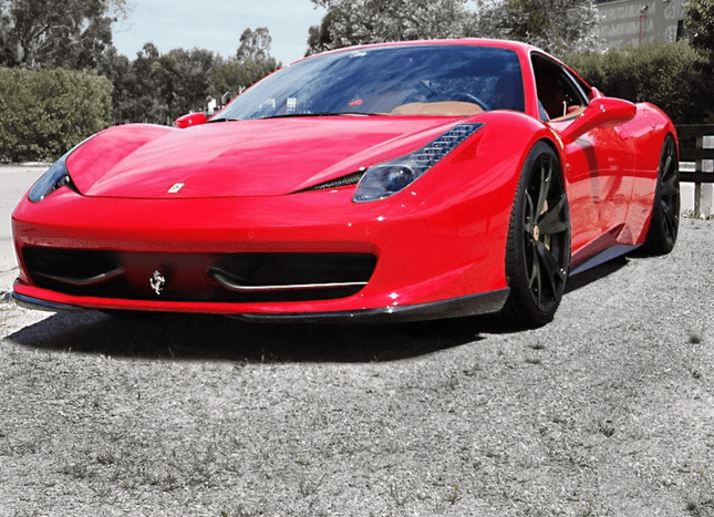 Lame de pare chocs avant pour Ferrari F458 Coupé Italia / Spider 2010 - 2014 en fibre de Carbone haute brillance - KDMPARTS EUROPE TUNING STORE