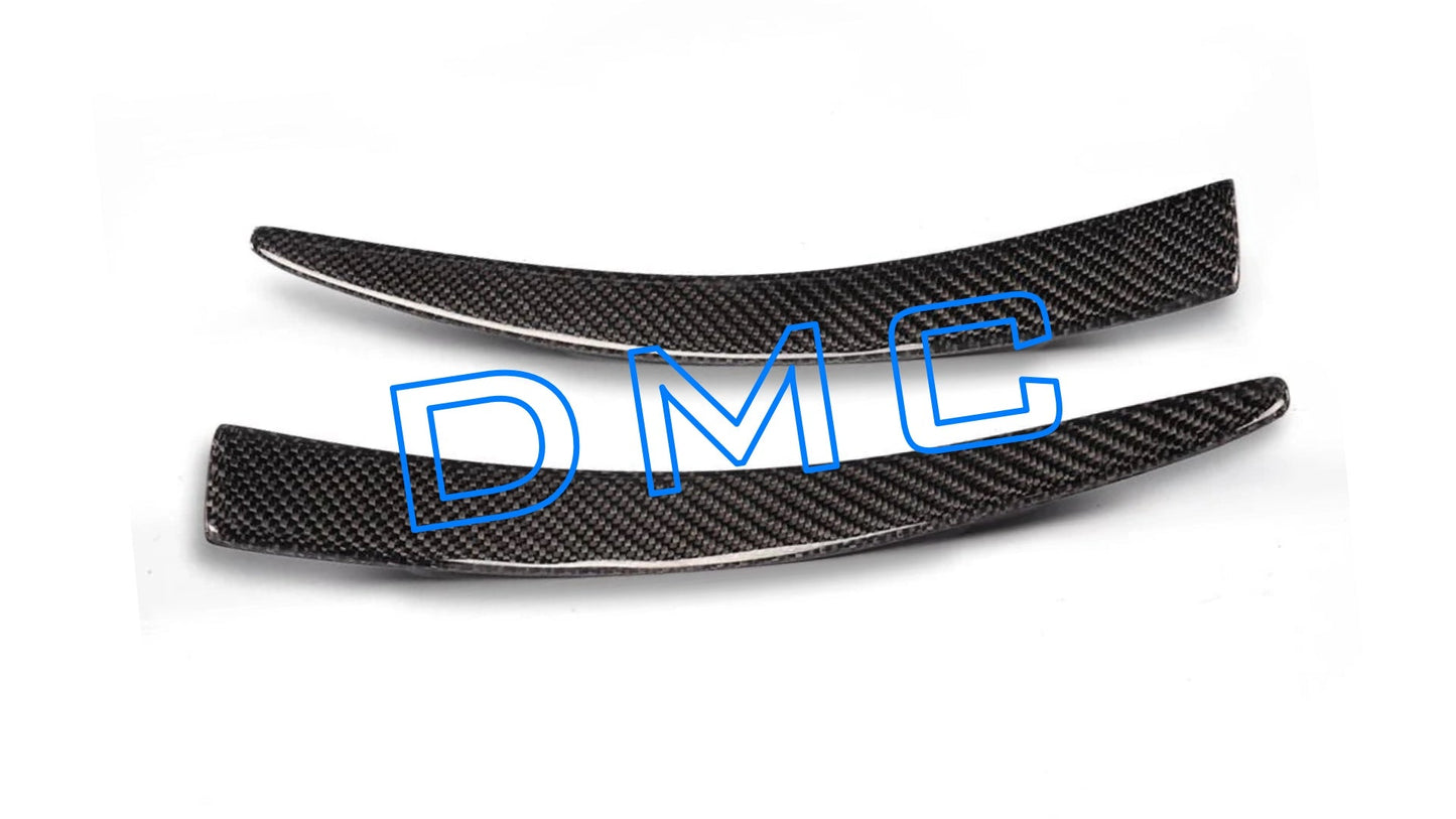 Lames de pare chocs avant avec canards en fibre de carbone « F1 » pour Ferrari 296 GTB Coupé et Spider d'origine - KDMPARTS EUROPE TUNING STORE