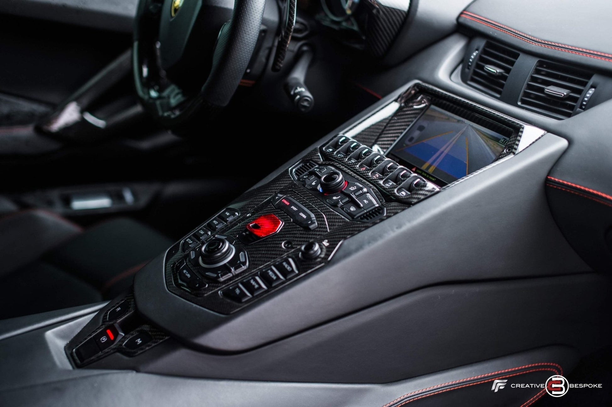 Panneaux intérieurs avec volant en fibre de carbone « E - GT » DMC pour Lamborghini Aventador Coupé et Roadster d'origine - KDMPARTS EUROPE TUNING STORE