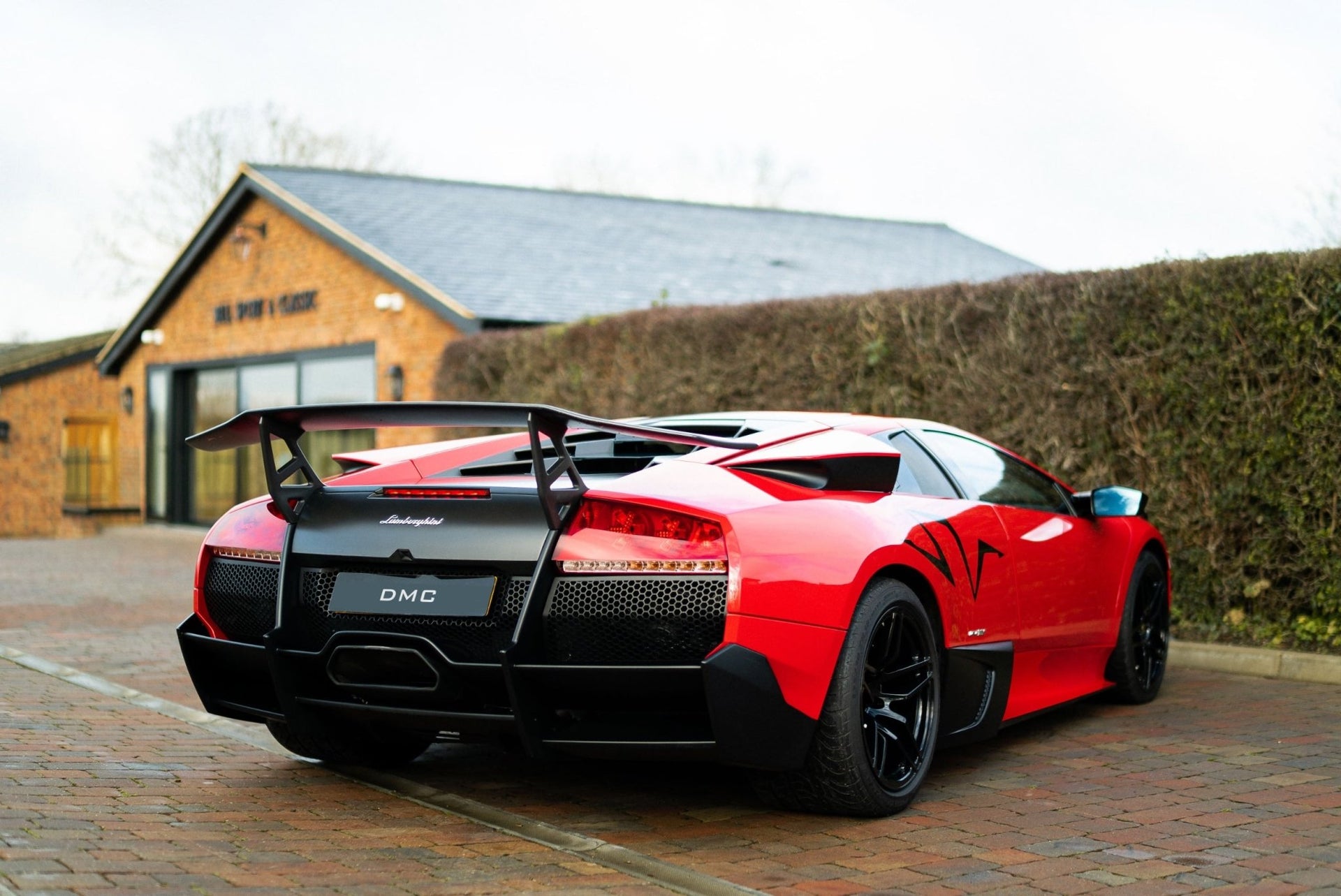 Pare chocs arrière avec diffuseur en fibre de carbone « SV / Superveloce » de DMC pour Lamborghini Murcielago Coupé et Roadster d'origine - KDMPARTS EUROPE TUNING STORE