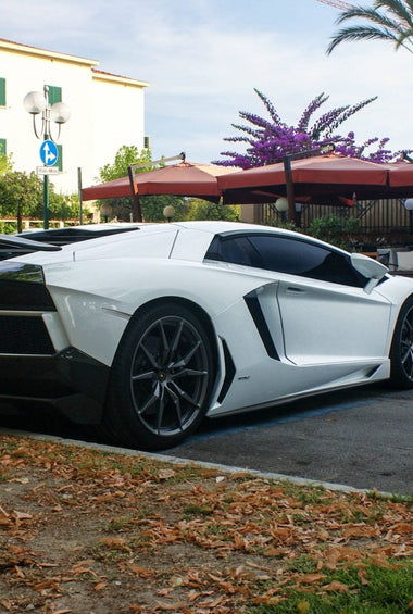 Pare chocs arrière en fibre de carbone Aventador « SV - E » DMC pour Lamborghini Coupé et Roadster d'origine - KDMPARTS EUROPE TUNING STORE