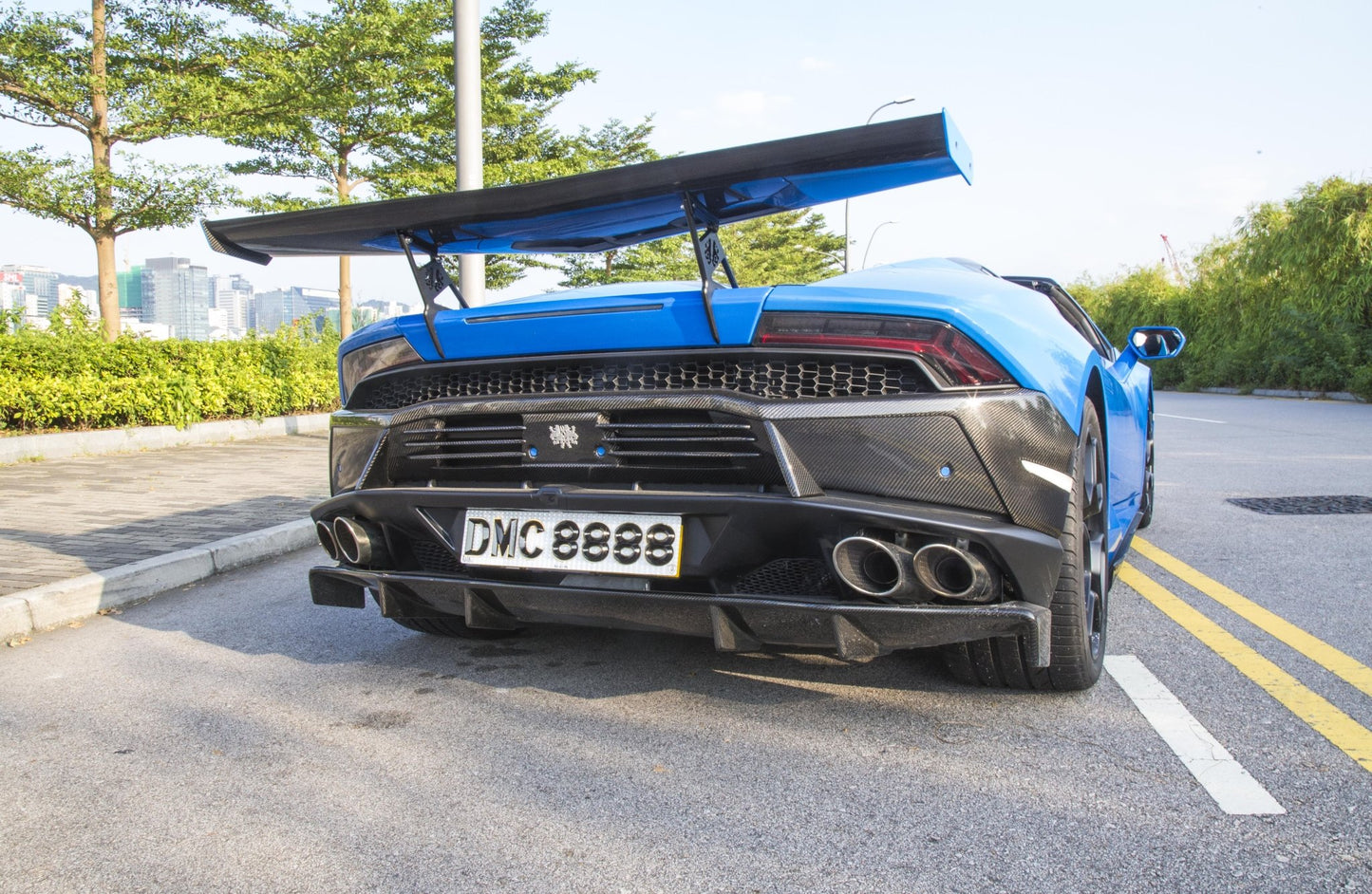 Pare chocs arrière en fibre de carbone « E - GT » de DMC pour Lamborghini Huracan Coupé et Spyder d'origine - KDMPARTS EUROPE TUNING STORE