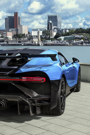 Pare chocs arrière en fibre de carbone forgée DMC, pour Bugatti Chiron - Pièce de rechange pour les pièces d'origine, look PUR SPORT - KDMPARTS EUROPE TUNING STORE