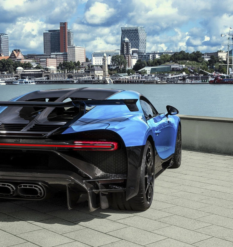 Pare chocs arrière en fibre de carbone forgée DMC, pour Bugatti Chiron - Pièce de rechange pour les pièces d'origine, look PUR SPORT - KDMPARTS EUROPE TUNING STORE