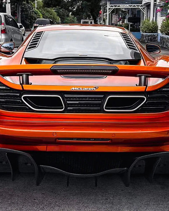 Pare chocs arrière pour McLaren MP4 12C / 650S 2011 - 2017 Style Rebel performance partiellement en fibre de carbone - KDMPARTS EUROPE TUNING STORE