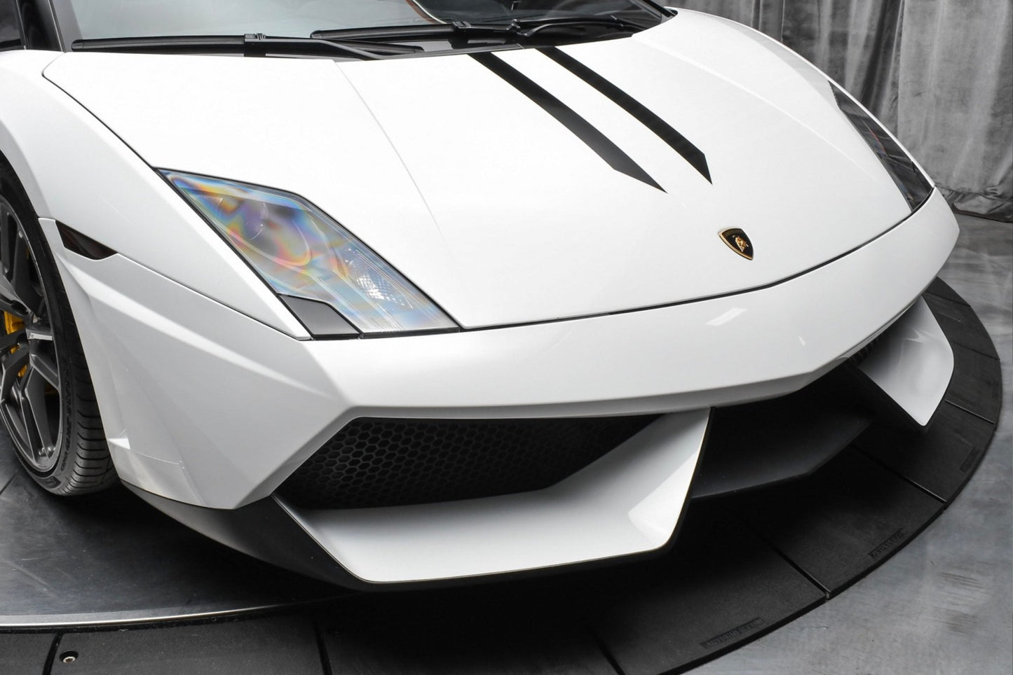 Pare chocs avant en fibre de carbone « Superleggera LP570 » DMC pour Lamborghini Gallardo Coupé et Spyder d'origine - KDMPARTS EUROPE TUNING STORE