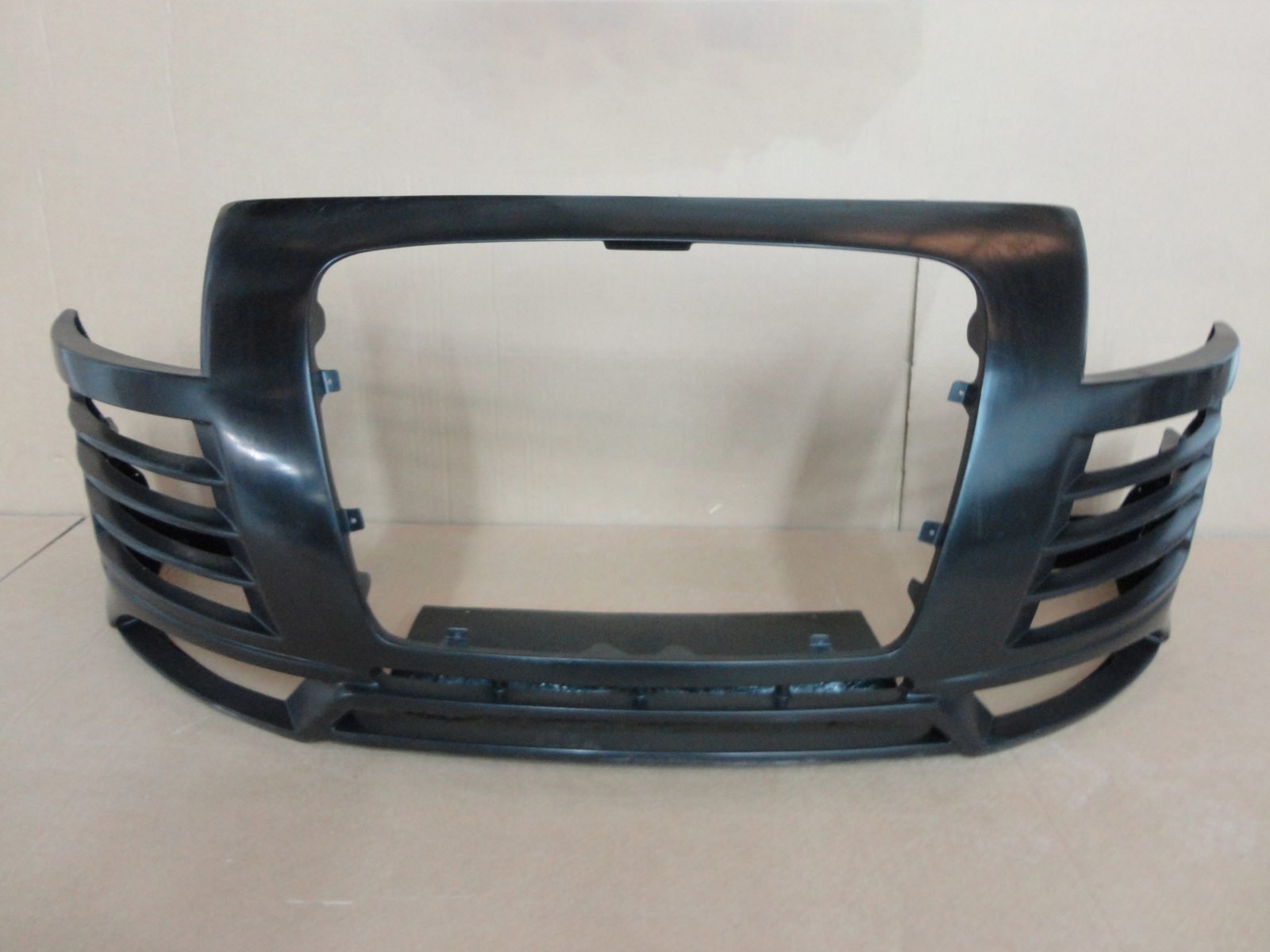 PARE CHOCS AVANT POUR AUDI TT 8N CABRIOLET ( 98 - 05 ) LOOK R8 - KDMPARTS EUROPE TUNING STORE