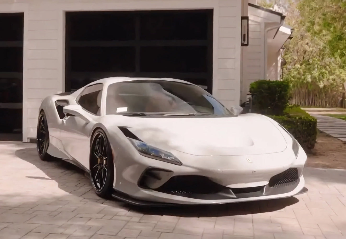 Prises d'air de pare chocs avant en fibre de carbone « EVO » de DMC pour Ferrari F8 Tributo Spider - KDMPARTS EUROPE TUNING STORE