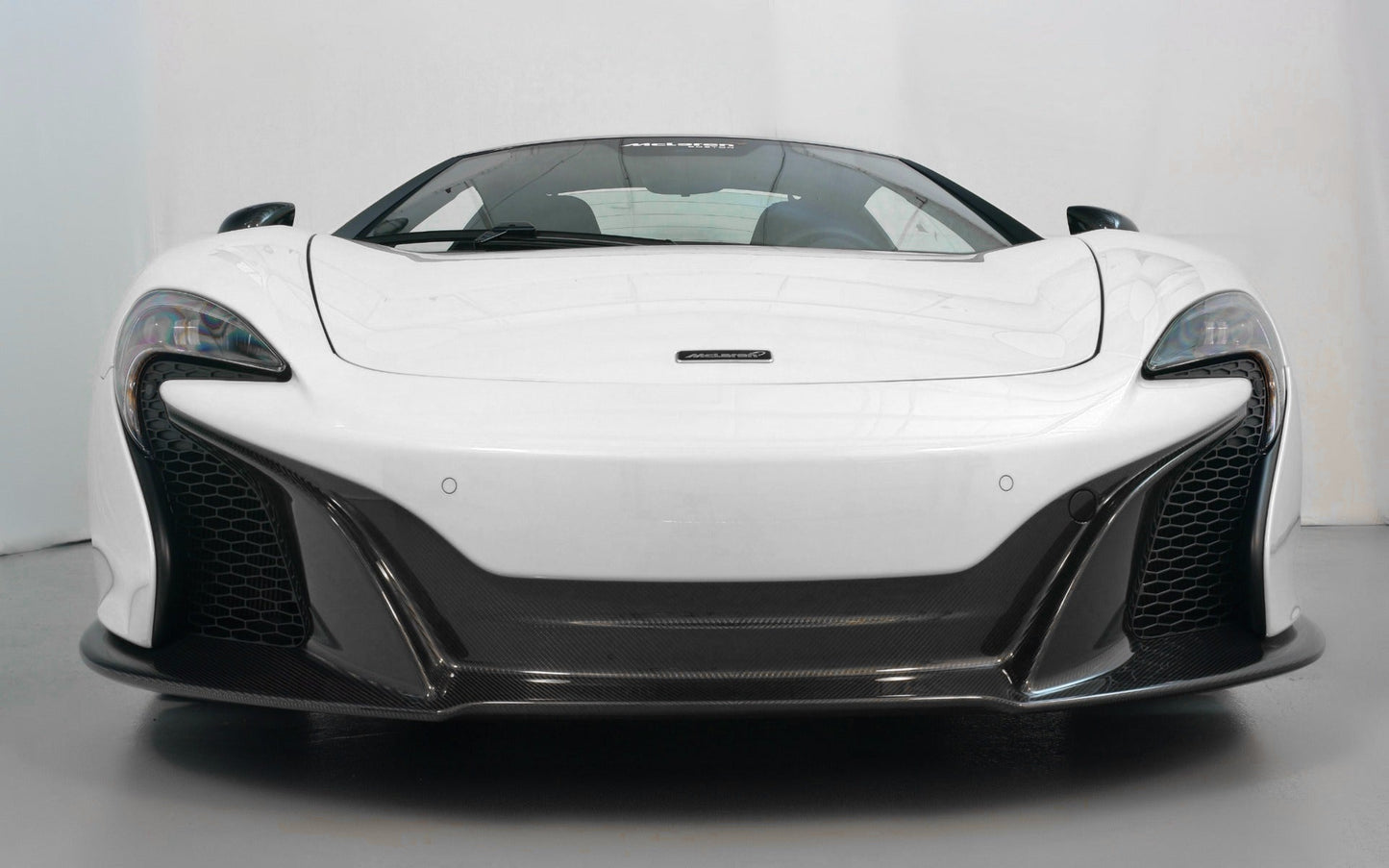 Séparateur de pare chocs avant avec Calandre en fibre de carbone de DMC pour McLaren 650s - KDMPARTS EUROPE TUNING STORE