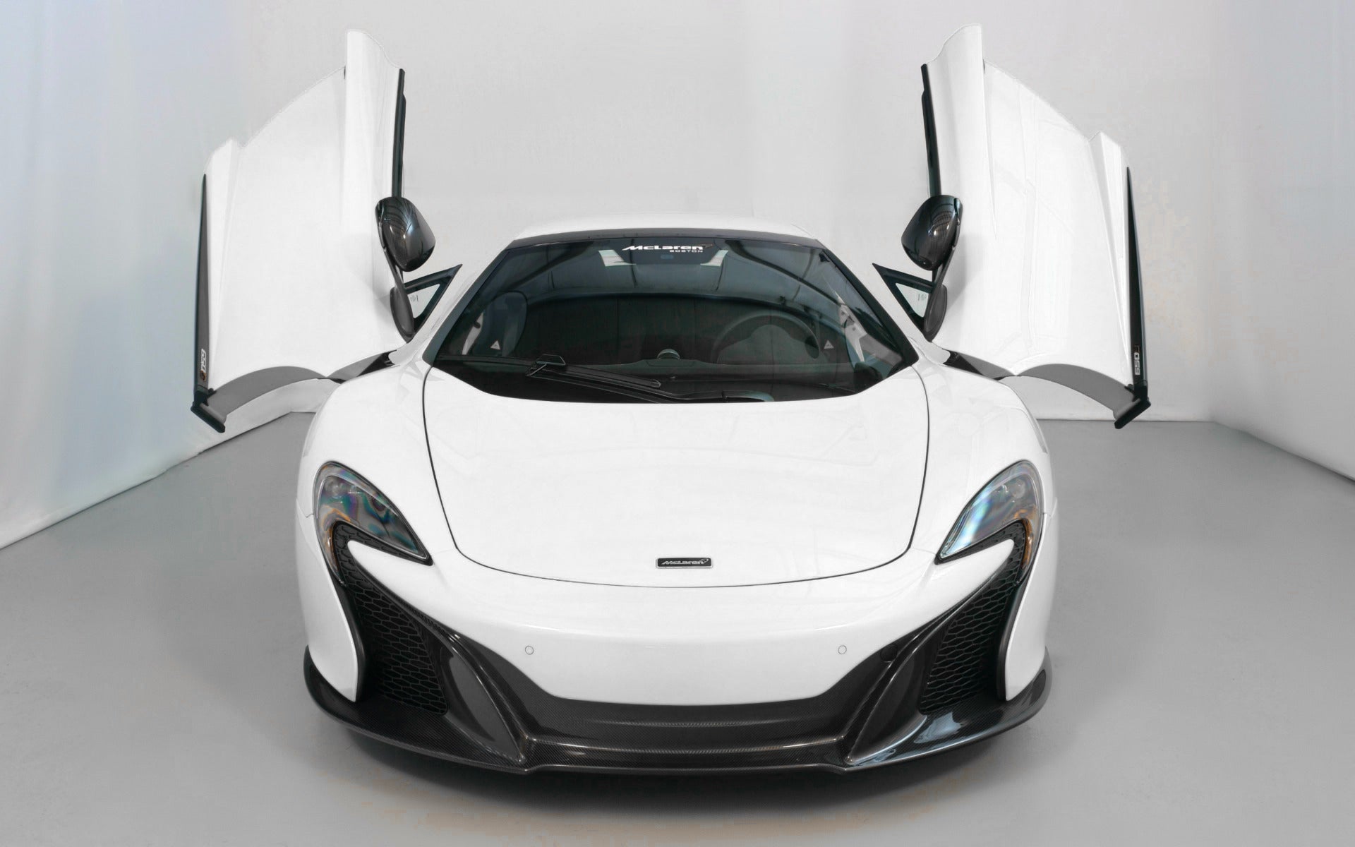 Séparateur de pare chocs avant avec Calandre en fibre de carbone de DMC pour McLaren 650s - KDMPARTS EUROPE TUNING STORE